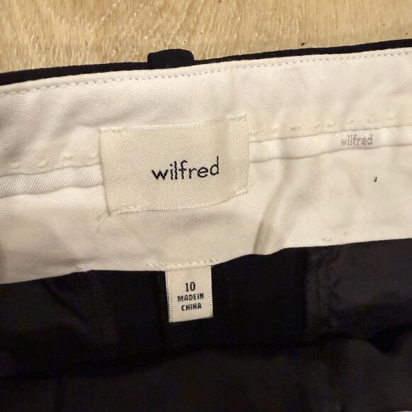 Aritzia Wilfred Labrynth Short - Picture 4 of 6